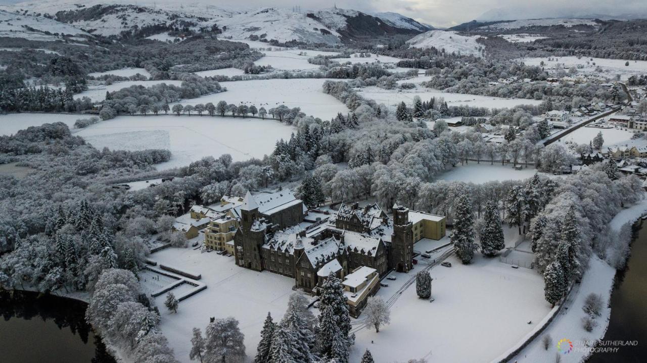 Old School Apartments Highland Club Fort Augustus Exterior photo