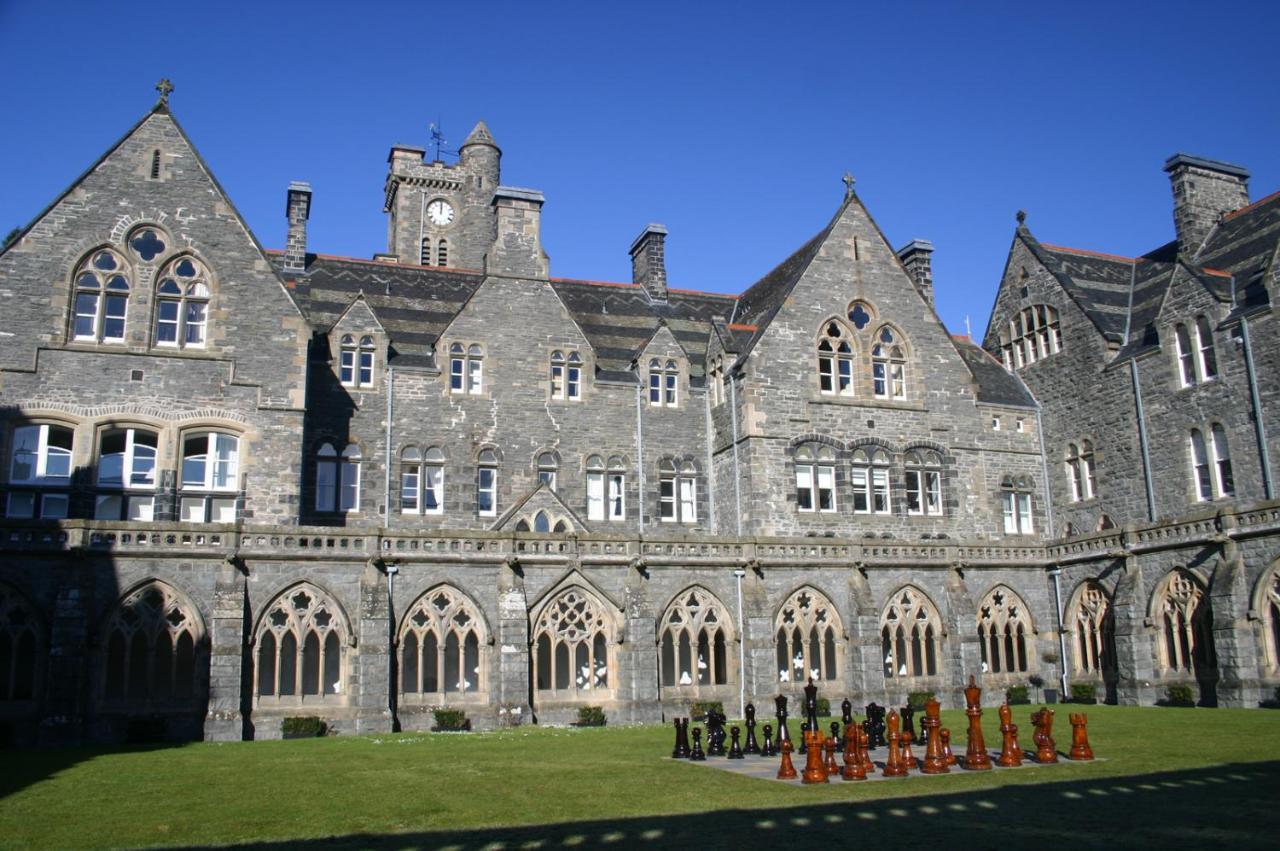 Old School Apartments Highland Club Fort Augustus Exterior photo