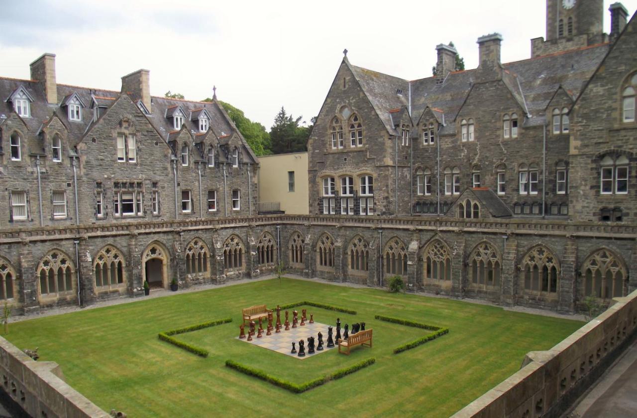 Old School Apartments Highland Club Fort Augustus Room photo